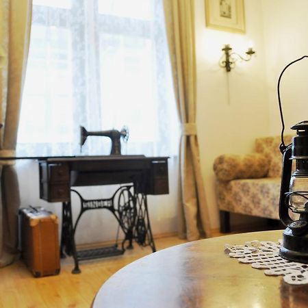 Traditional Slovak Apartment Pozsony Kültér fotó