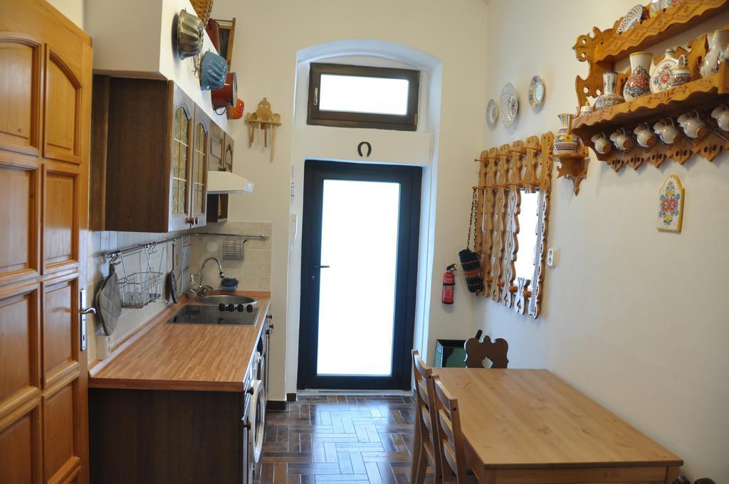 Traditional Slovak Apartment Pozsony Kültér fotó
