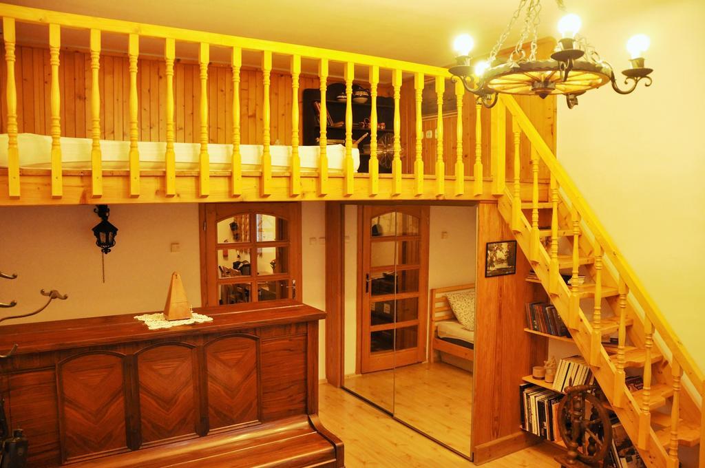 Traditional Slovak Apartment Pozsony Kültér fotó